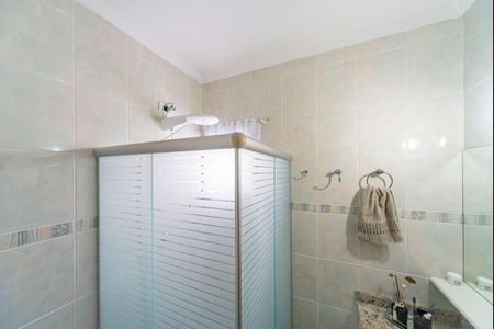 Casa à venda com 108m², 3 quartos e 2 vagas Casa à venda com 108m², 3 quartos e 2 vagasBanheiro Social