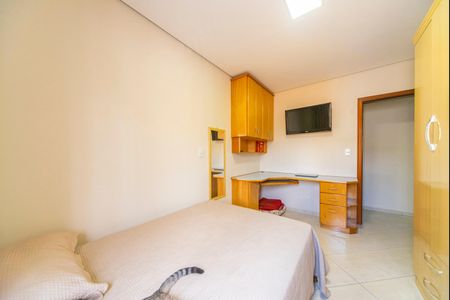 Casa à venda com 108m², 3 quartos e 2 vagas Casa à venda com 108m², 3 quartos e 2 vagasQuarto 2