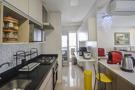 Apartamento à venda com 95m², 3 quartos e 2 vagasCozinha