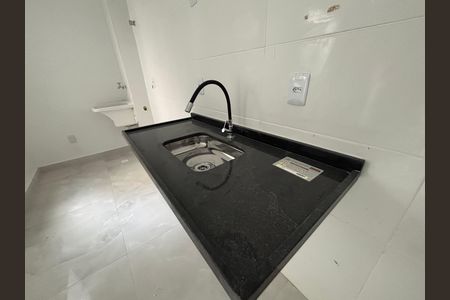 Sala/cozinha de apartamento para alugar com 2 quartos, 37m² em Cidade Antônio Estêvão de Carvalho, São Paulo