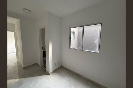 Sala/cozinha de apartamento para alugar com 2 quartos, 37m² em Cidade Antônio Estêvão de Carvalho, São Paulo
