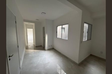 Sala/cozinha de apartamento para alugar com 2 quartos, 37m² em Cidade Antônio Estêvão de Carvalho, São Paulo