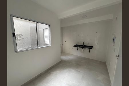 Sala/cozinha de apartamento para alugar com 2 quartos, 37m² em Cidade Antônio Estêvão de Carvalho, São Paulo