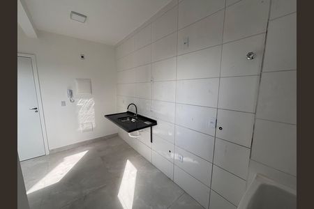 Sala/Cozinha de apartamento para alugar com 1 quarto, 33m² em Cidade Antônio Estêvão de Carvalho, São Paulo