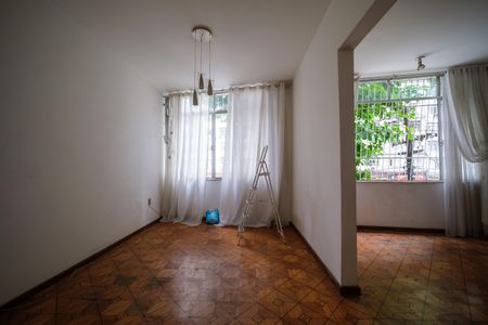 Apartamento para alugar com 80m², 2 quartos e sem vagaSala