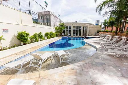 Apartamento para alugar com 55m², 1 quarto e 1 vagaÁrea comum - Piscina