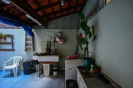 Casa à venda com 79m², 2 quartos e 2 vagasÁrea de Serviço 