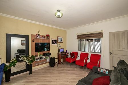 Casa à venda com 79m², 2 quartos e 2 vagasSala