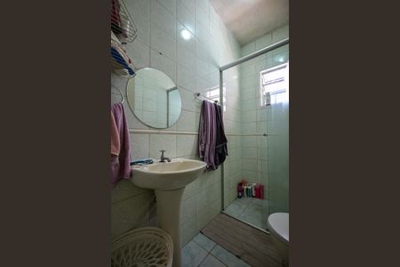 Casa à venda com 79m², 2 quartos e 2 vagasBanheiro