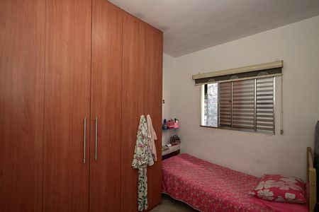 Casa à venda com 79m², 2 quartos e 2 vagasQuarto