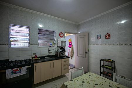 Casa à venda com 79m², 2 quartos e 2 vagasCozinha
