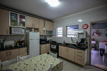 Casa à venda com 79m², 2 quartos e 2 vagasCozinha