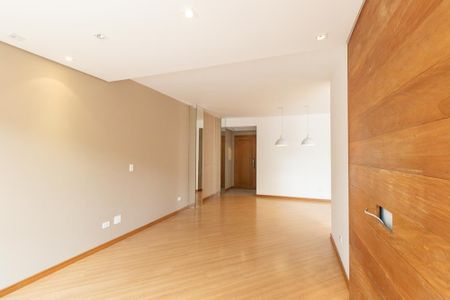 Apartamento para alugar com 135m², 3 quartos e 2 vagasSala