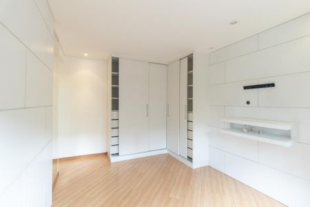 Apartamento para alugar com 135m², 3 quartos e 2 vagasQuarto 1 Suite