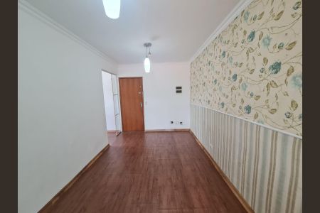 Sala de apartamento para alugar com 2 quartos, 44m² em Jardim Sandra, Cotia