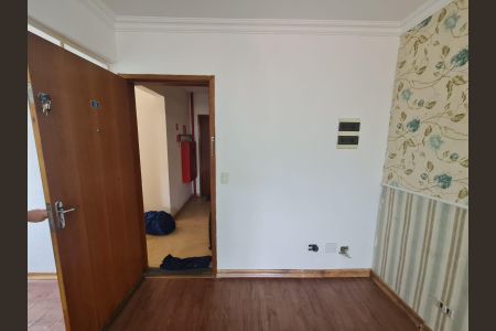 Sala de apartamento para alugar com 2 quartos, 44m² em Jardim Sandra, Cotia