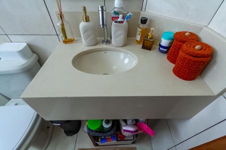 Apartamento à venda com 58m², 2 quartos e 1 vagaBanheiro