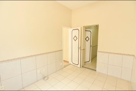 Quarto 1 e 2 de casa de condomínio para alugar com 3 quartos, 140m² em Grajaú, Rio de Janeiro