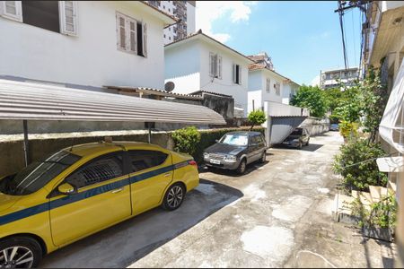 Sala de casa de condomínio para alugar com 3 quartos, 140m² em Grajaú, Rio de Janeiro
