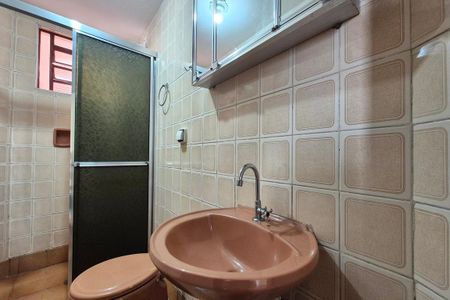 Apartamento para alugar com 72m², 2 quartos e sem vaga Apartamento para alugar com 72m², 2 quartos e sem vagaBanheiro