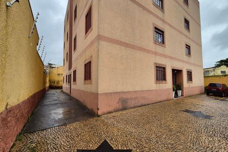 Apartamento para alugar com 72m², 2 quartos e sem vaga Apartamento para alugar com 72m², 2 quartos e sem vagaFachada do Bloco