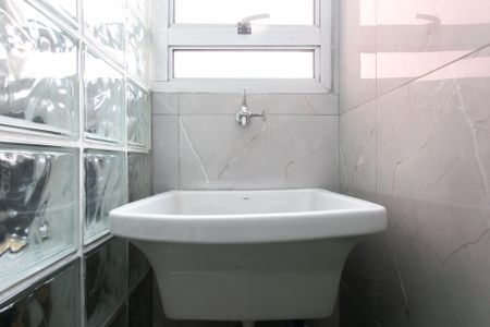 Apartamento à venda com 50m², 2 quartos e 1 vagaÁrea de Serviço - Tanque 