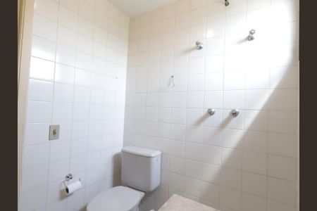 Apartamento para alugar com 70m², 2 quartos e 2 vagasBanheiro da Suíte