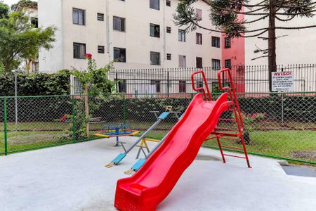 Apartamento para alugar com 45m², 2 quartos e 1 vaga Apartamento para alugar com 45m², 2 quartos e 1 vagaÁrea comum - Playground