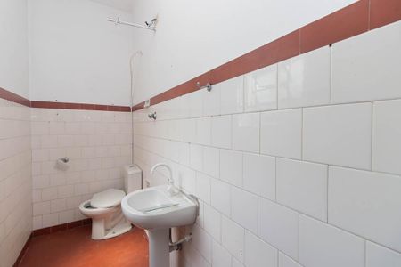 Casa para alugar com 85m², 3 quartos e sem vaga Casa para alugar com 85m², 3 quartos e sem vagaBanheiro