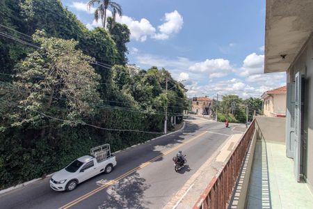 Casa para alugar com 85m², 3 quartos e sem vaga Casa para alugar com 85m², 3 quartos e sem vagaVaranda