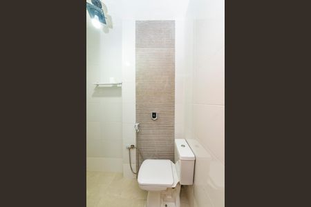 Casa à venda com 360m², 5 quartos e 2 vagasBanheiro da Suíte 2