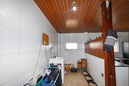 Casa à venda com 360m², 5 quartos e 2 vagasÁrea de Serviço 2