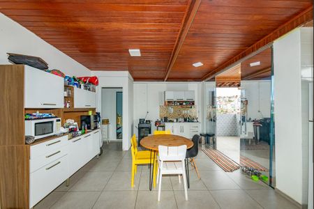 Casa à venda com 360m², 5 quartos e 2 vagasCozinha 1