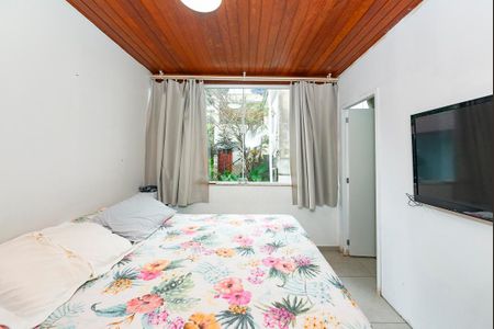 Casa à venda com 360m², 5 quartos e 2 vagasSuíte 1