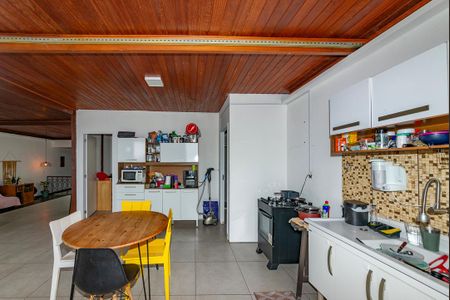 Casa à venda com 360m², 5 quartos e 2 vagasCozinha 1