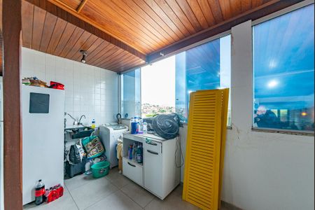 Casa à venda com 360m², 5 quartos e 2 vagasÁrea de Serviço