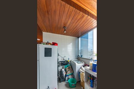 Casa à venda com 360m², 5 quartos e 2 vagasÁrea de Serviço