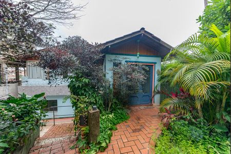 Casa à venda com 360m², 5 quartos e 2 vagasQuintal