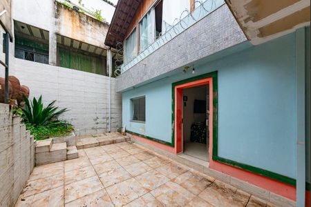 Casa à venda com 360m², 5 quartos e 2 vagasQuintal