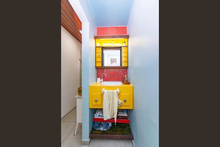 Casa à venda com 360m², 5 quartos e 2 vagasBanheiro Social 1