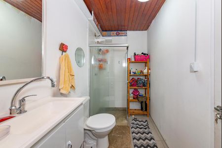 Casa à venda com 360m², 5 quartos e 2 vagasBanheiro da Suíte 1