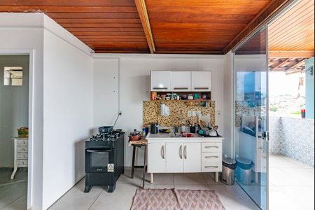 Casa à venda com 360m², 5 quartos e 2 vagasCozinha 1