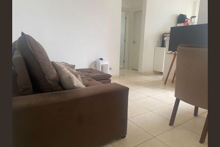 Sala de apartamento à venda com 2 quartos, 45m² em Olaria, Contagem