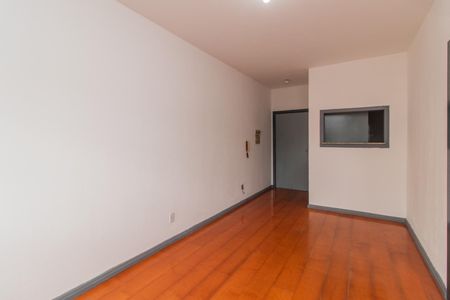 Sala de apartamento para alugar com 1 quarto, 57m² em Partenon, Porto Alegre