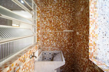 Apartamento para alugar com 70m², 1 quarto e sem vagaÁrea de Serviço