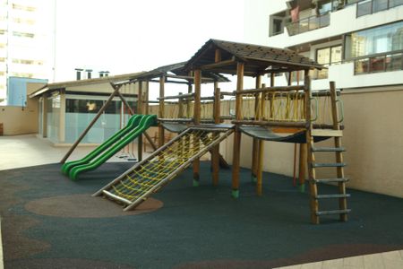 Apartamento à venda com 270m², 3 quartos e 4 vagasÁrea comum - Playground