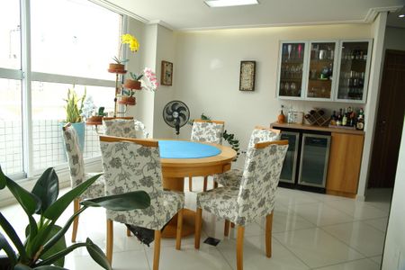 Apartamento à venda com 270m², 3 quartos e 4 vagasÁrea de convivência ( cobertura ) 