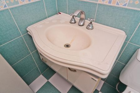 Apartamento para alugar com 54m², 2 quartos e 1 vaga Apartamento para alugar com 54m², 2 quartos e 1 vagaBanheiro