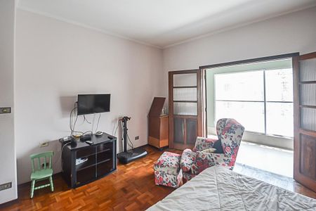 Casa à venda com 260m², 3 quartos e 2 vagas Casa à venda com 260m², 3 quartos e 2 vagasQuarto 1