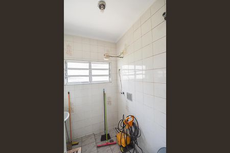 Casa à venda com 260m², 3 quartos e 2 vagas Casa à venda com 260m², 3 quartos e 2 vagasBanheiro de serviço